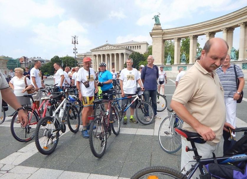 Turistalátványosság lettünk