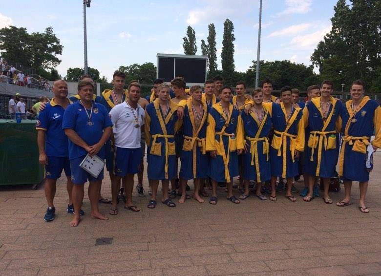 Ifijeink a legjobbak között