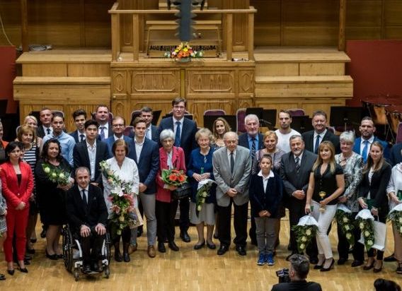 Díjazták sportolóinkat