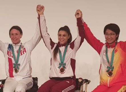 Tokió felé félúton