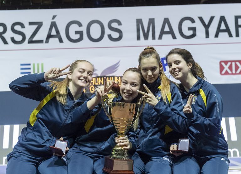 Karácsonyi éremeső