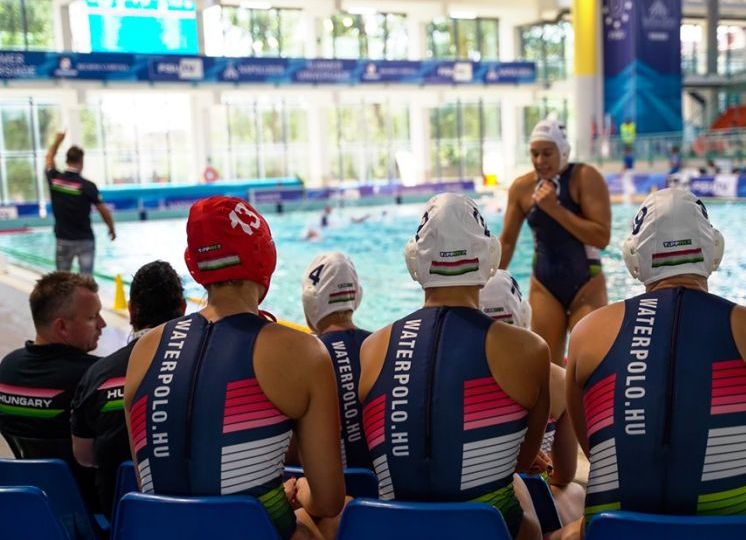 Menetelnek vízilabdázóink az universiadén