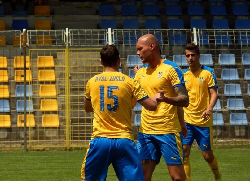 Erős ellenfél, újabb győzelem