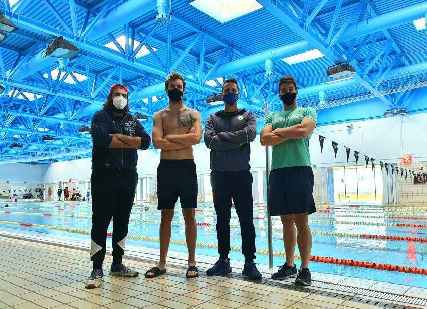 Magaslati edzőtáborban készülnek úszóink