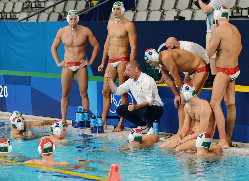 Felemás bemutatkozás a vízilabdatornán